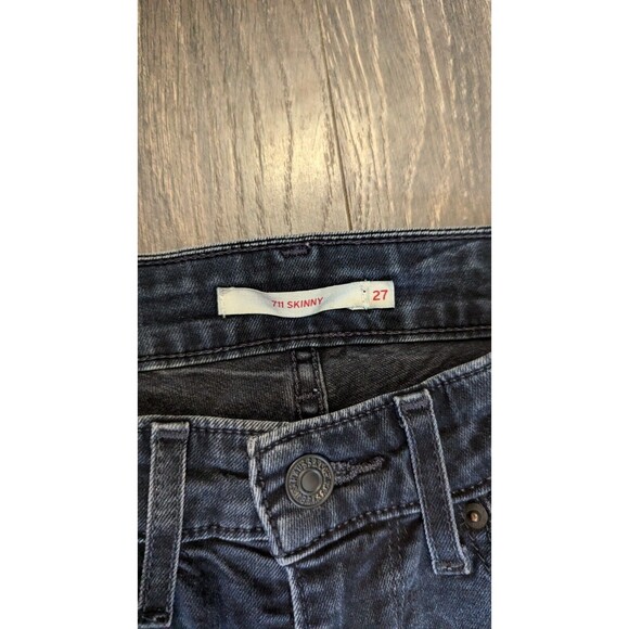 Levis 711 Skinny Stretch Jeans Women's size 27 , 28x29  (405) - Picture 3 of 3